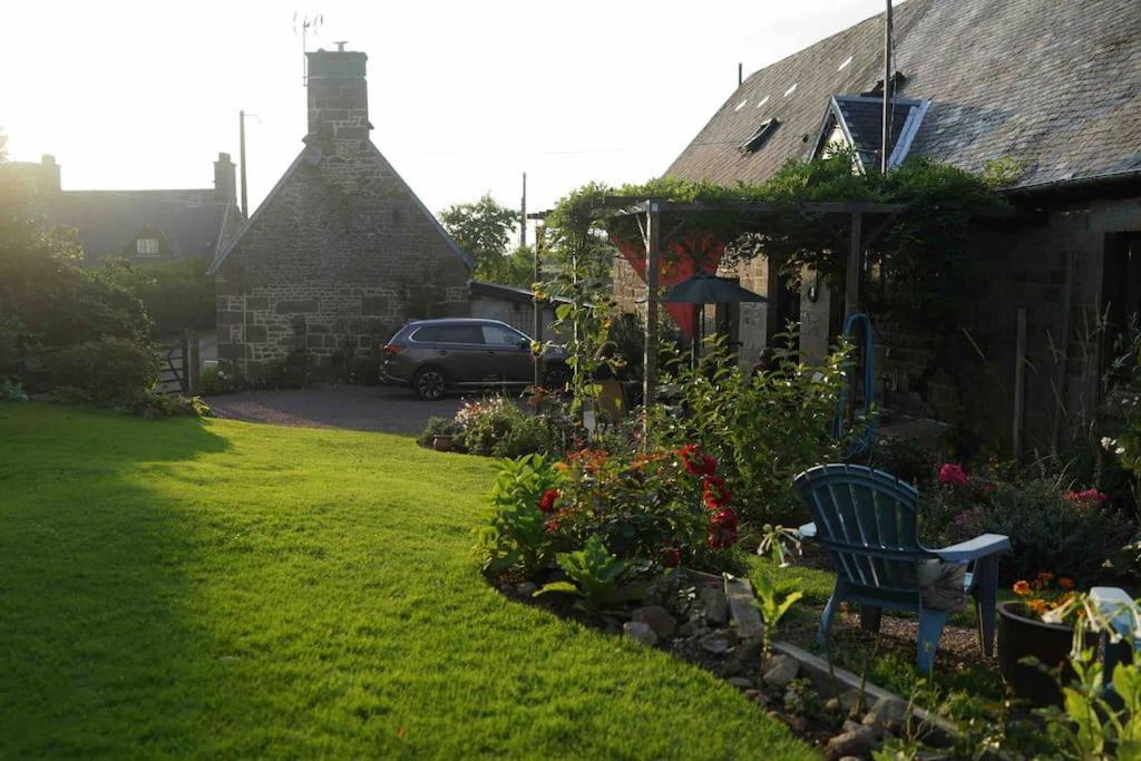 Le Petit Fleur - The Little Flower, Cosy Cottage Saint-Michel-de-Montjoie Ngoại thất bức ảnh